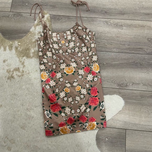 NBD revolve floral tan Satin Frieda Dress - Picture 3 of 7